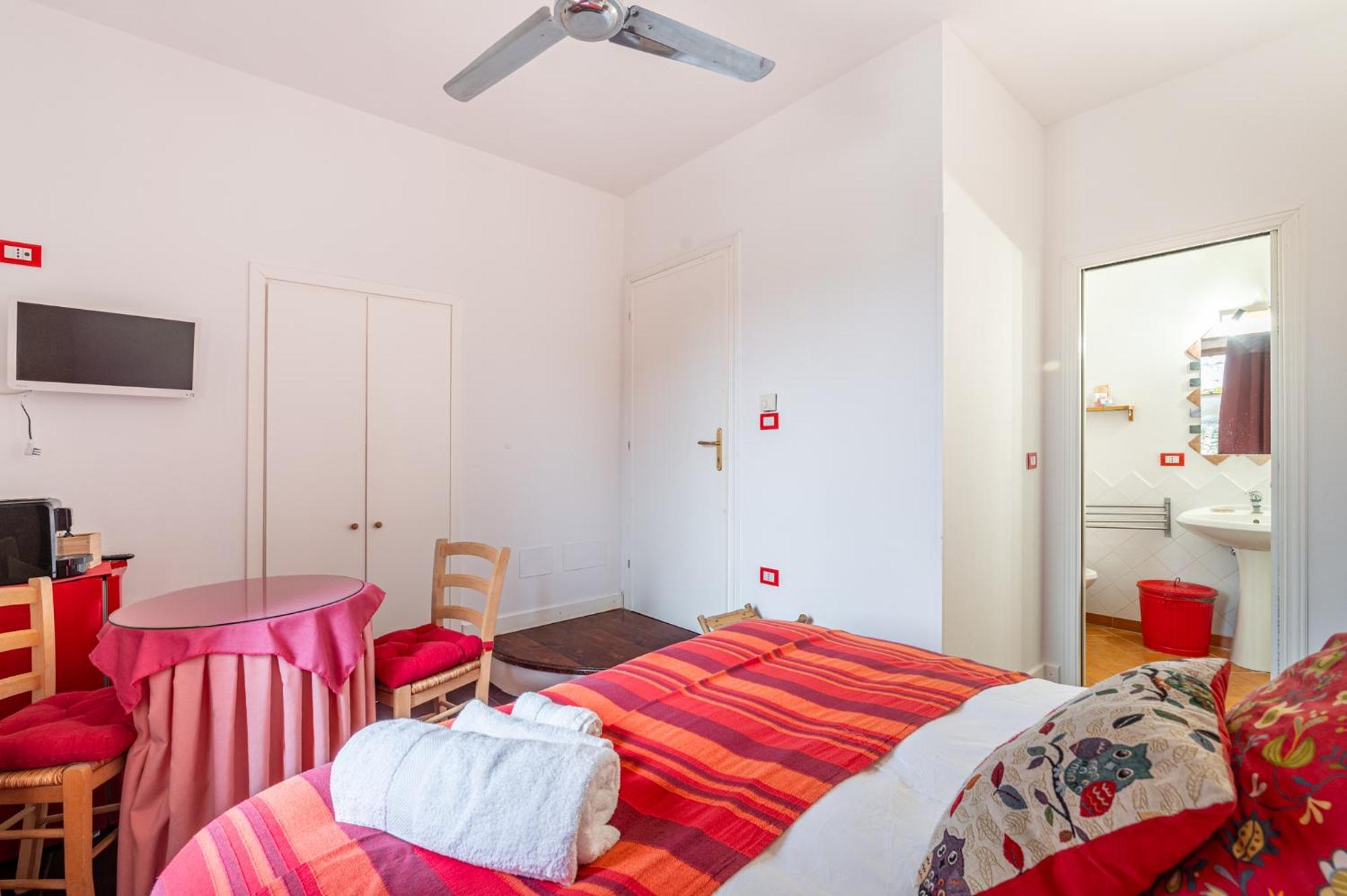 Bed and Breakfast La Torretta Tuscania Exterior foto